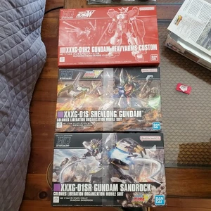 3 HG Gundams, Heavy Arms Custom, Shandong, & Sandrock - Picture 1 of 2