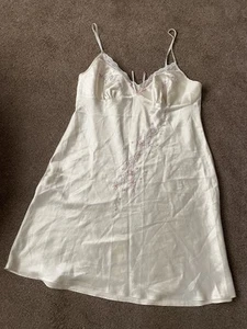 M & S Marks And Spencer Cream Satin Effect Nightie Nightdress Negligee Babydoll - Picture 1 of 5