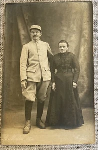 RPPC Portrait of a French Couple Fashion Echt Foto Postkarte Vintage s/w - Bild 1 von 2