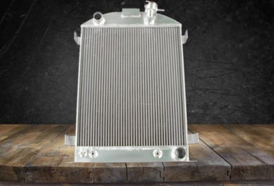 Radiador de aluminio de 3 filas para Ford High Boy Street Rod Chevy V8 CC3132 1932 Foto 1 de 4