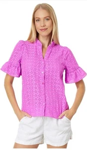 LILLY PULITZER Größe 0 CALYNN Eyelet Button Down Shirt - Wild FUCHSIA PINK - Neu mit Etikett - Bild 1 von 3