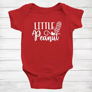 Lustig niedlicher Baby Body Strampler Kriecher Neugeborenes Baby Dusche Geschenk kleine Erdnuss - Bild 1 von 16