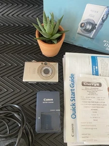 Canon IXUS 50 5MP Digital Camera Tested Boxed Charger Battery Cables Guides CDs - Picture 1 of 8
