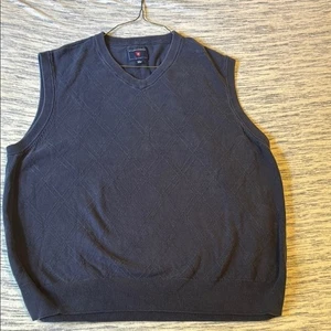 Saddlebred Black V-Neck Sweater - Picture 1 of 1