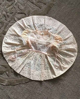 Vestido Círculo Bebé Años 50 De Colección ROSA Rosebud Nylon Tafetán TUL Volantes NANNETTE A Foto 1 de 4