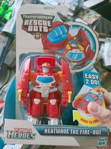 TRANSFORMERS Rescue Bots HEATWAVE Fire-Bot Boat - Picture 1 of 3