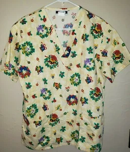 womens size small CHRISTMAS SCRUBS WREATHS ORNAMENTS UNIFORM WEAR BEST MEDICAL W - Picture 1 of 1
