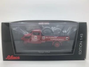 SCHUCO TEMPO 3-RAD PRITSCHE MC CORMICK KUNDENDIENST 450255600 1/43 - Picture 1 of 1