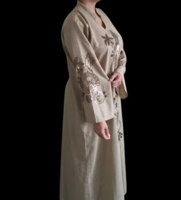 Moda Yashmac Jalabiya para mujer  Foto 1 de 4