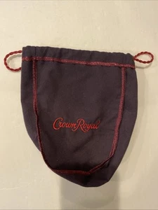 Crown Royal Blackberry Purple Bag Whiskey Limited Edition - Picture 1 of 1
