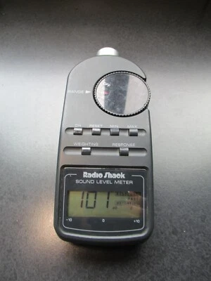 Medidor de nivel de sonido digital Radio Shack modelo 33-2055 Foto 1 de 4