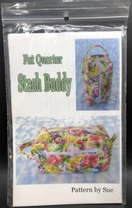 Fat Quarter STASH BUDDY Cosmetic or Toiletry Travel Bag Pattern 1027 (RF844) - Picture 1 of 4