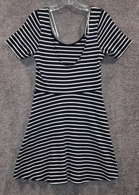 Forever 21 женское платье "I Love H81" в полоску темно-синий/белый размер L подержанный  - Изображение 1 из 4