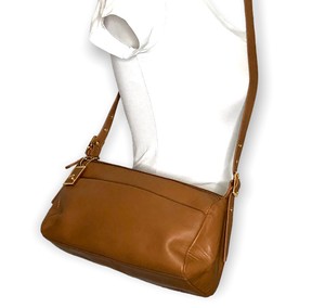 eighteen aigner handbolsa