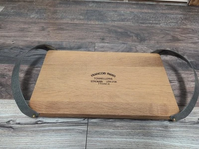 Bandeja rectangular para servir barril de vino Francois Frères recuperado Foto 1 de 4