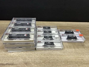 Atlas Trains N Scale Canadian Pacific Ore Car & CP Ballast Hopper Car Set Of 18 - Picture 1 of 15