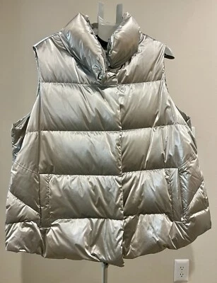Athleta Downtown Metallic Vest Down Filled in Silver Size 3X - Image 1 of 4