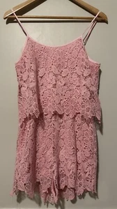 Francesca’s Pink Lace Sleeveless Adjustable Spaghetti Strap Romper Size Small - Picture 1 of 12