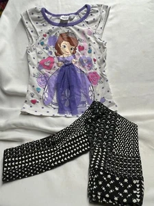 LOT 2784- Disney & LulaRoe- Purple Sophia tee & Black & white Pattern- Size 4T - Picture 1 of 3