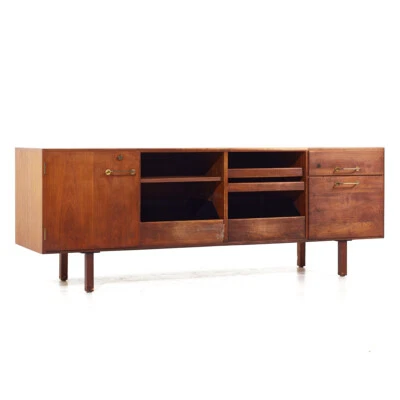 Jens Risom середины века орех и латунь Credenza - Изображение 1 из 4