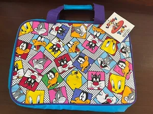 Vintage Looney Tunes all over print Duffle Bag Overnight Travel Sack 1996 - Picture 1 of 10