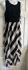 Precioso Vestido de Fiesta ATMOSPHERE Talla 16 Visón y Negro Sin tirantes Ocasión - Imagen 1 de 4