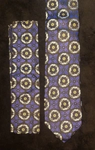 DONA DONA BLAU/SCHWARZE SEIDENKRAWATTE NEU MIT ETIKETT mit Taschentuch - Bild 1 von 4