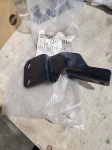 Freightliner A22-66957-000 Mounting Bracket Fairing, Lower, Forward - Picture 1 of 6
