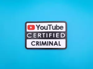 Youtube zertifizierte kriminelle magnetische Neuheit Werkzeugkiste Abzeichen 3D-gedruckter Magnet - Bild 1 von 5