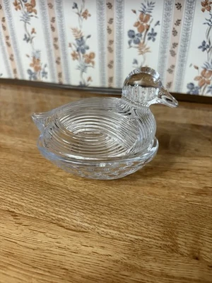 MARTHA STEWART CLEAR DUCK GIBSON COVERED DISH ON NEST~NEW~5 x 4~ - Image 1 of 4