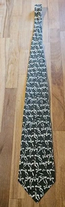 Vintage Retro Warner Bros 1995 Silk Tie Wile E.Coyote Green Free UK P&P - Picture 1 of 11