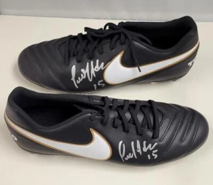 RARE Luis Hernandez autograph signed Nike Cleats Pair size 12 Mexico Beckett BAS - Picture 1 of 7