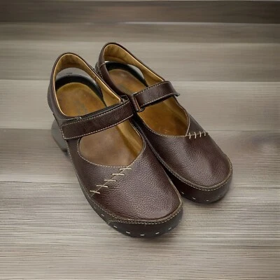 Zapatos de cuero marrón oscuro con correas talla 40/9 zuecos Mary Jane’s precio de venta sugerido por el fabricante $169 usados en excelente estado Foto 1 de 4