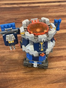 LEGO 70322 Axl's Tower Carrier NEXO KNIGHTS InComplete??