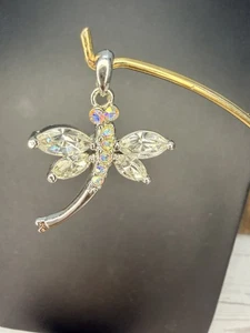 Aurora boreale AB e strass? Cristallo ? Ciondolo FRAGONFLY tono argento - Foto 1 di 5