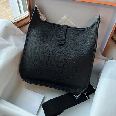 Recibo HERMES EVELYN Evelyne 29 III PM preto 12/2025 novo em folha - Imagem 1 de 4