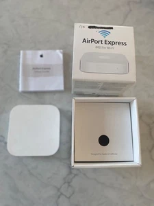 Apple Airport Express (A1392) Wireless Router boxed with papers and US lead - Picture 1 of 8