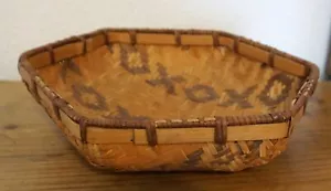 Vintage Chinese SE Asia Hand Made Woven 5 Sided Bamboo Basket - Picture 1 of 8