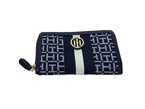 NEW Tommy Hilfiger Blue Jacquard Medium Zip Around Wallet - Picture 1 of 7