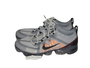 nike vapormax grises