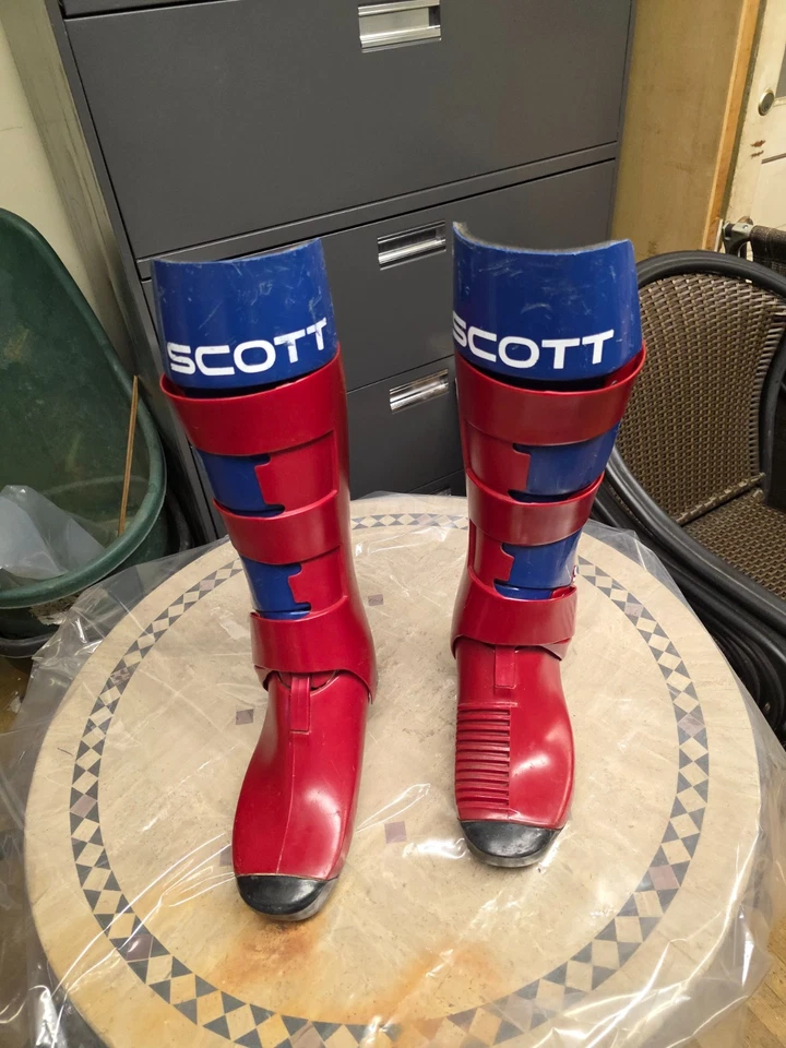 Scott Vintage motorcross boots sizes Med 110%  nicest - Image 1 of 4
