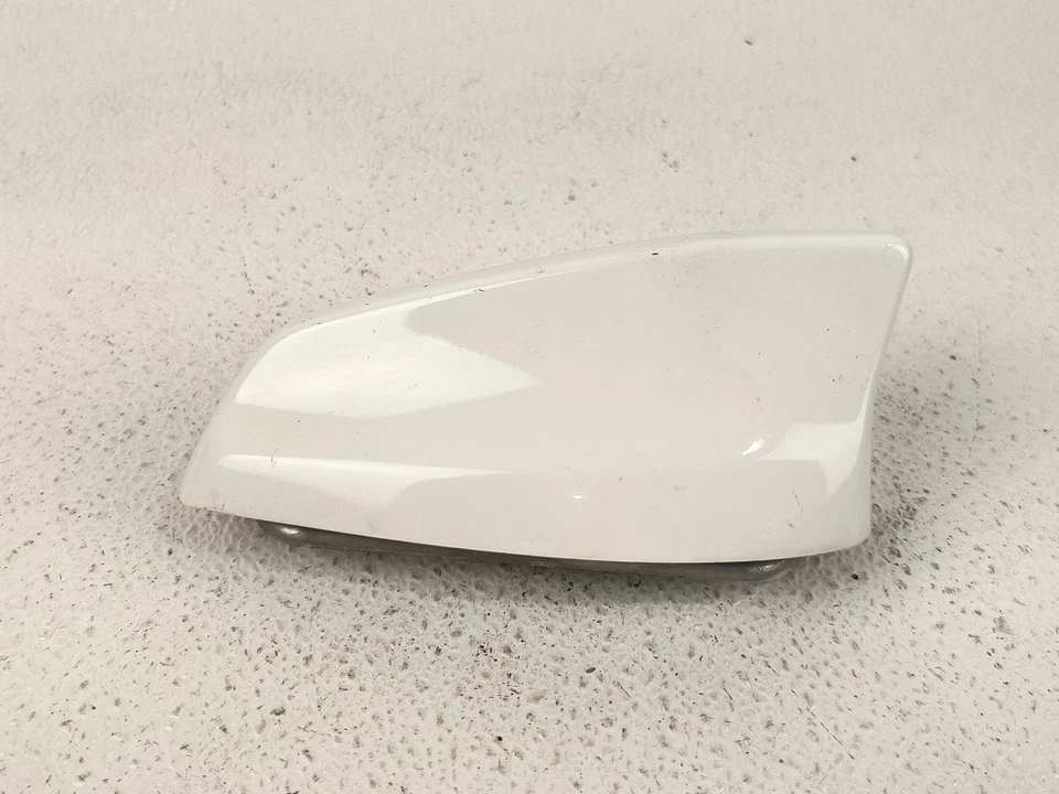 16-19 JAGUAR F-PACE TECHO SUPERIOR ALETA DE TIBURÓN ANTENA MÓDULO RECEPTOR AM/FM OEM Foto 1 de 3