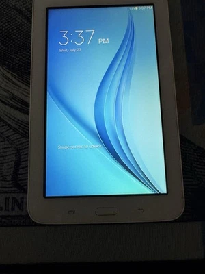 Samsung Tab E Light SMT113 - Image 1 of 3