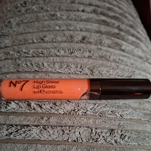 Boots No7 High Shine Lipgloss Pink Slip Schwarz Deckel - Bild 1 von 2