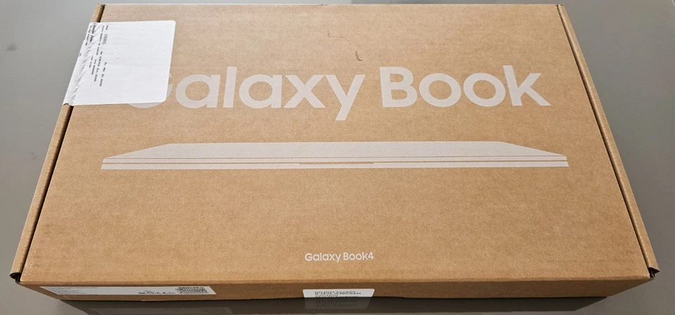 Samsung Galaxy Book4 15.6" Core i3 RAM 8GB 256GB SSD NP750XGJ-KG5IT SIGILLATO