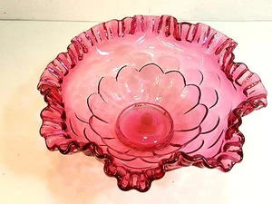 FENTON CRANBERRY ART GLASS BOWL WITH RUFFLED EDGE 8" IN DIA. 3.75" DEEP - Picture 1 of 2
