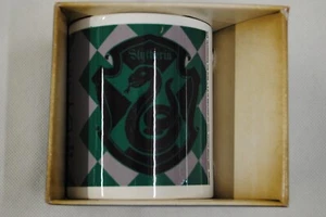 HARRY POTTER SLYTHERIN CREST MUG CUP TEA COFFEE NEW OFFICIAL BOXED MOVIE FILM - Picture 1 of 5