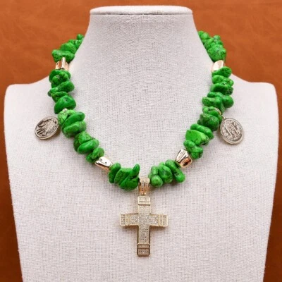 Gargantillas pepita turquesa verde 17,5"" diseño de collar colgante cruz circonita cúbica Foto 1 de 4