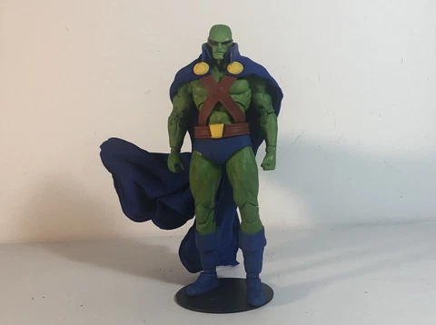 DC Multiverse Classic Martian Manhunter Wired Cape *CAPE ONLY* Cover