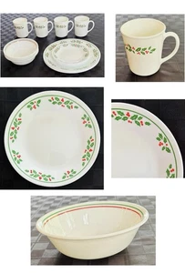 VINTAGE Corelle Dinnerware Set WINTER HOLLY Christmas 16-Piece Set EXCELLENT - Picture 1 of 12